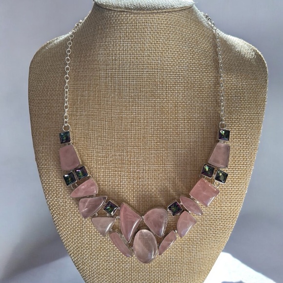 New Rose Quartz Stone w Mystic Topaz Cluster Statement Silver Overlay Necklace - Picture 4 of 13
